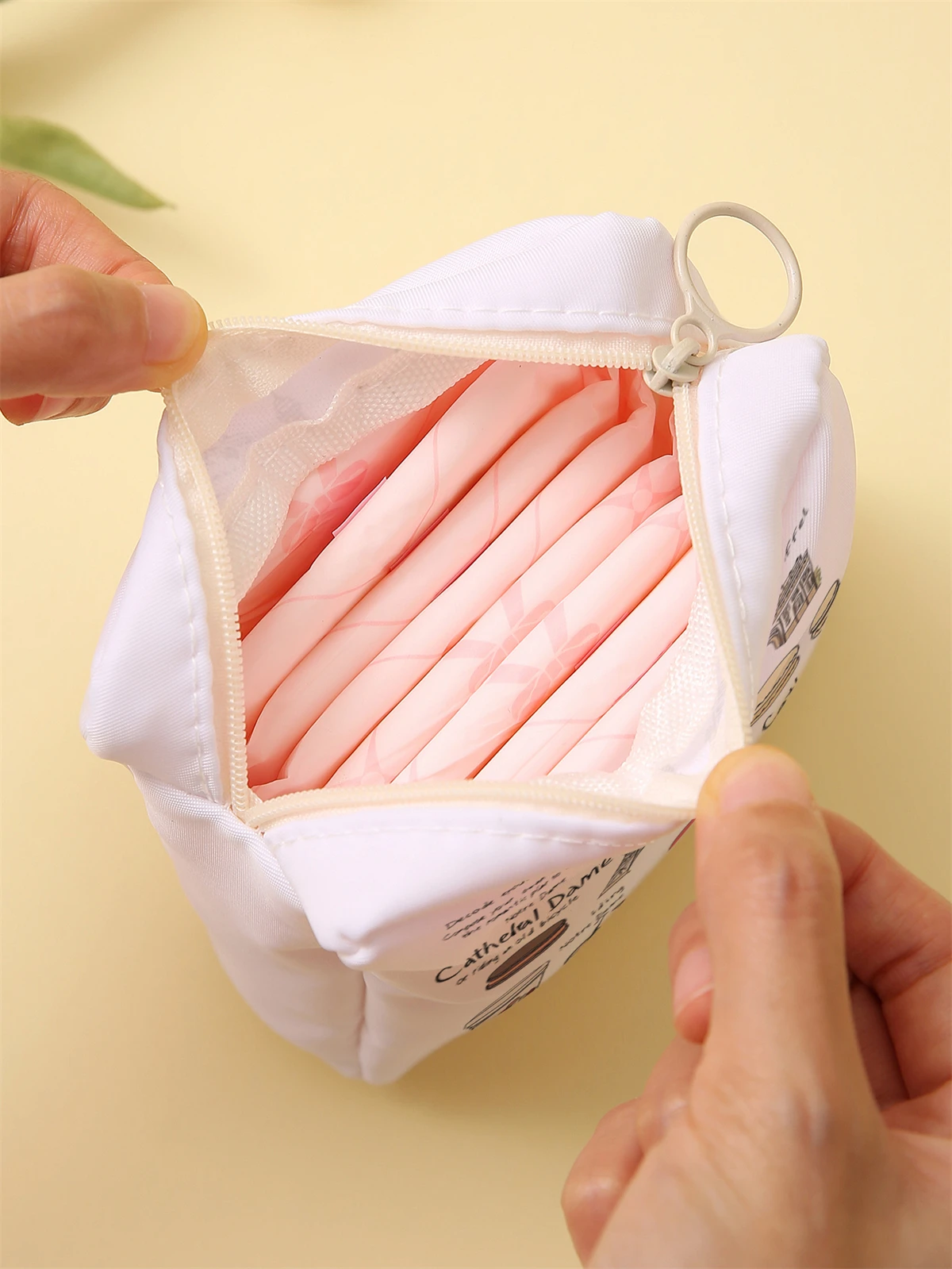 Sanitary napkin storage bag, women's lightweight tissue bag, sanitary tissue bag