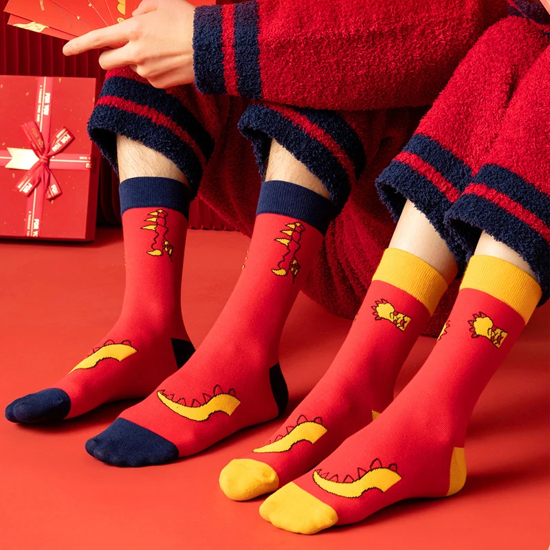 2023 Nuovi Anni Di Buona Fortuna Calzini Cinesi Dragon Claw Tail Calzini Fortunati E Sicuri Donna Uomo Lettera Ricamo Red Sox Mid Tube Sock