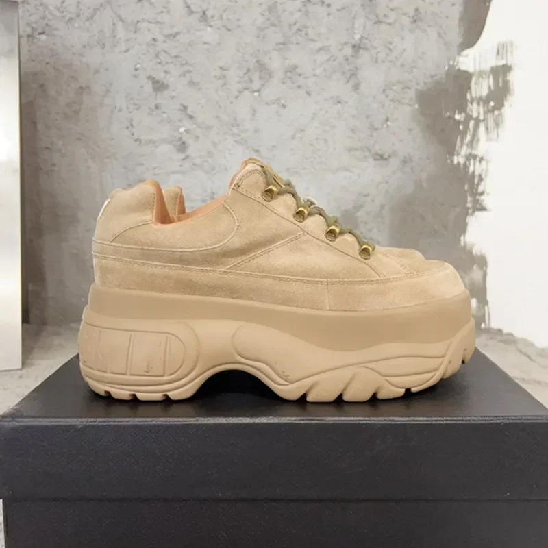 Naked Wolfe Sporty Leather Platform Trainers Women Sneaker Lace-Up Punta Tonda Piattaforma In Rilievo Suola In Gomma Hardware Tono Oro