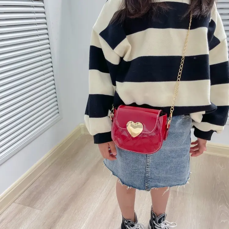 Рисунок 3 - Сумка на плечо для маленьких девочек