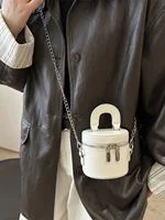 Faionable  Buet Bag Women's Handbag 2024 New Sle Single oulder Crossbody eup Box Red Lipsti High Quali Tex...