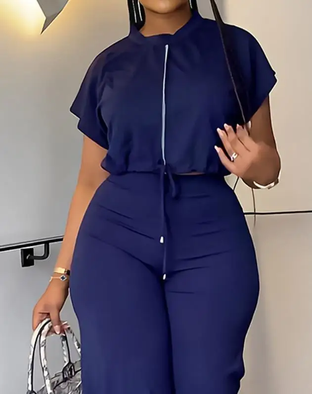 Рисунок 5 - Женский повседневный комплект из топа и брюк