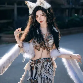 Exotic dress style photo trip women