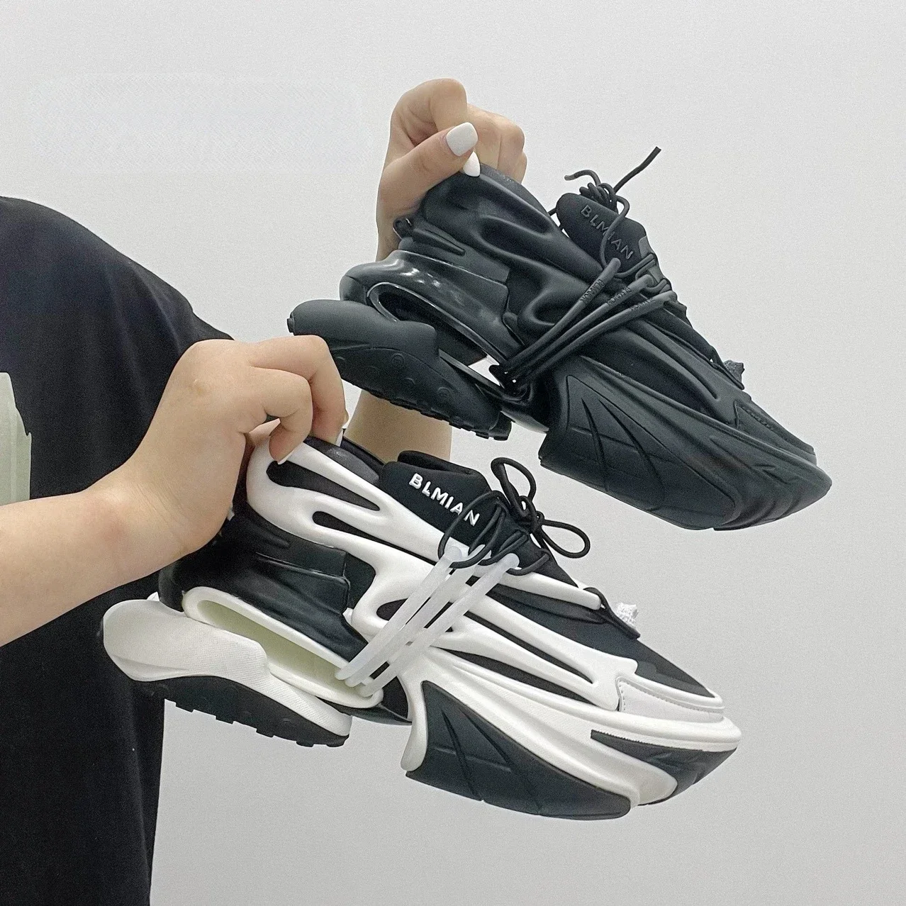 

High-quality New Designer Men's and Women's Spacecraft Space Shoes Increasing Thick Sole Leisure Sports Shoes Sneakers Platform