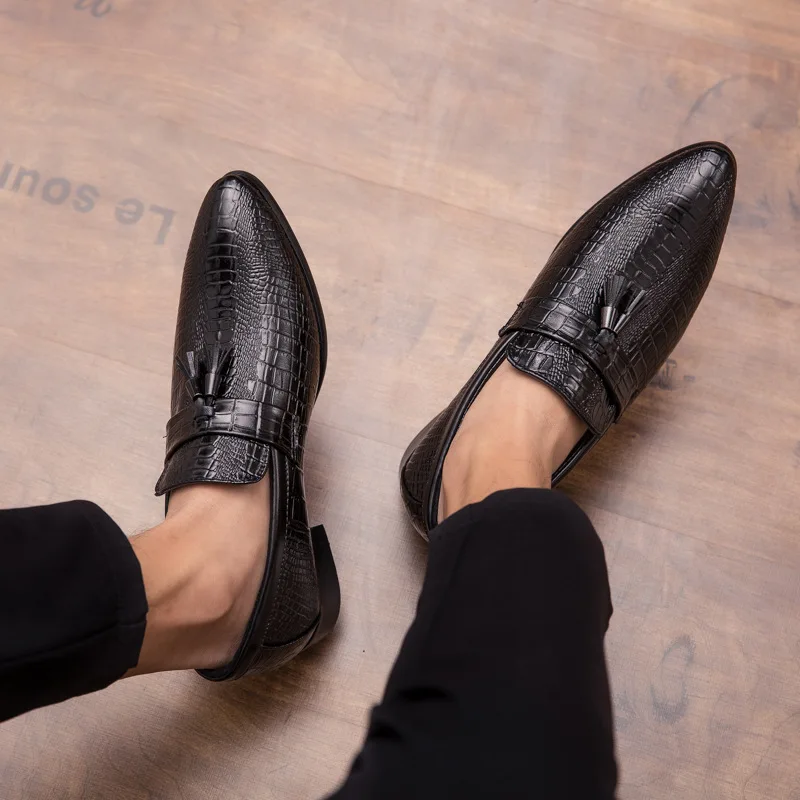 Men's Leather Vintage Tassels Loafers Comfortable Dress Wedding Fashion Party Shoe Business Oxfords Slip-On Flats