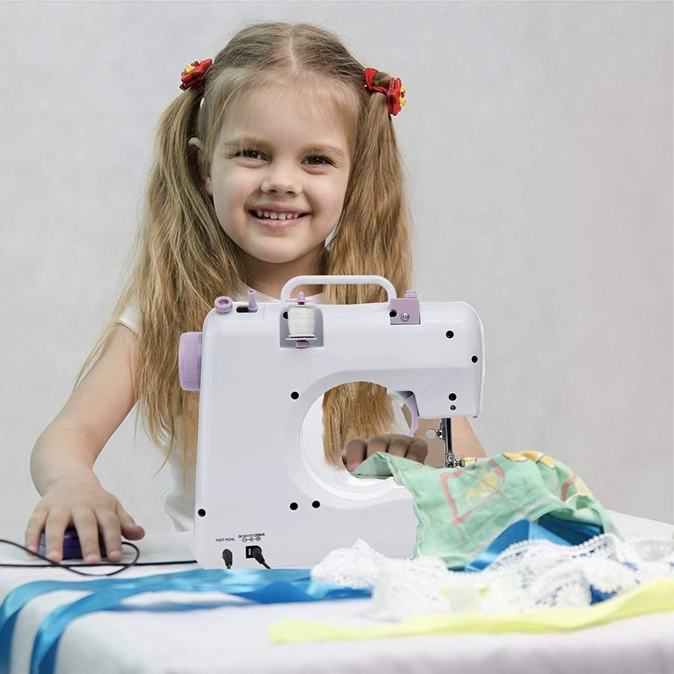 New Portable Electric Sewing Machine Pro With 12 Stitches Patterns,  Multifunctional Home Sewing Machine Parents sewing