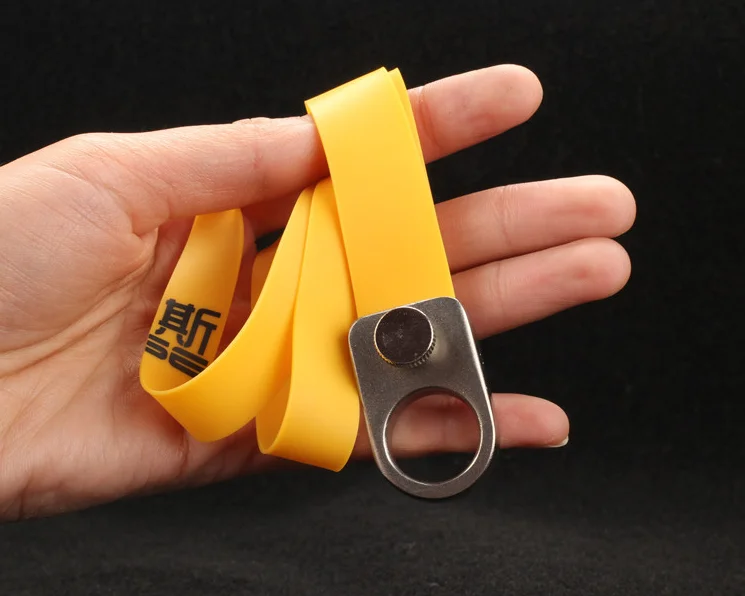 

New Safety Leisure Finger Ring Slingshots Stainless Steel Shooting Catapults