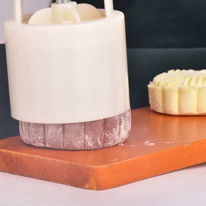 

KX4B Форма для лунного кекса, 50 г, с 4 классическими цветочными штампами, ручной пресс, тесто для лунного торта