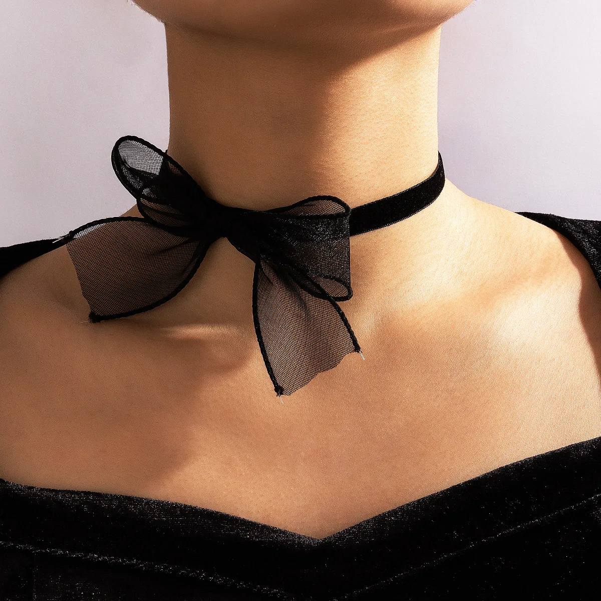 New Sexy Collar Black Lace Bow Choker 2022 Velvet Clavicle Choker INS Style Short Necklace for Women Jewelry Wholesale