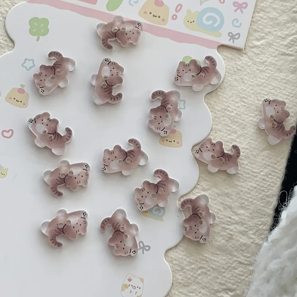 30pcs 회색 고양이 크리 에이 티브 키티 버튼 수지 귀여운 테이비 고양이 버튼 세련된 생강 고양이 버튼 의류 코트