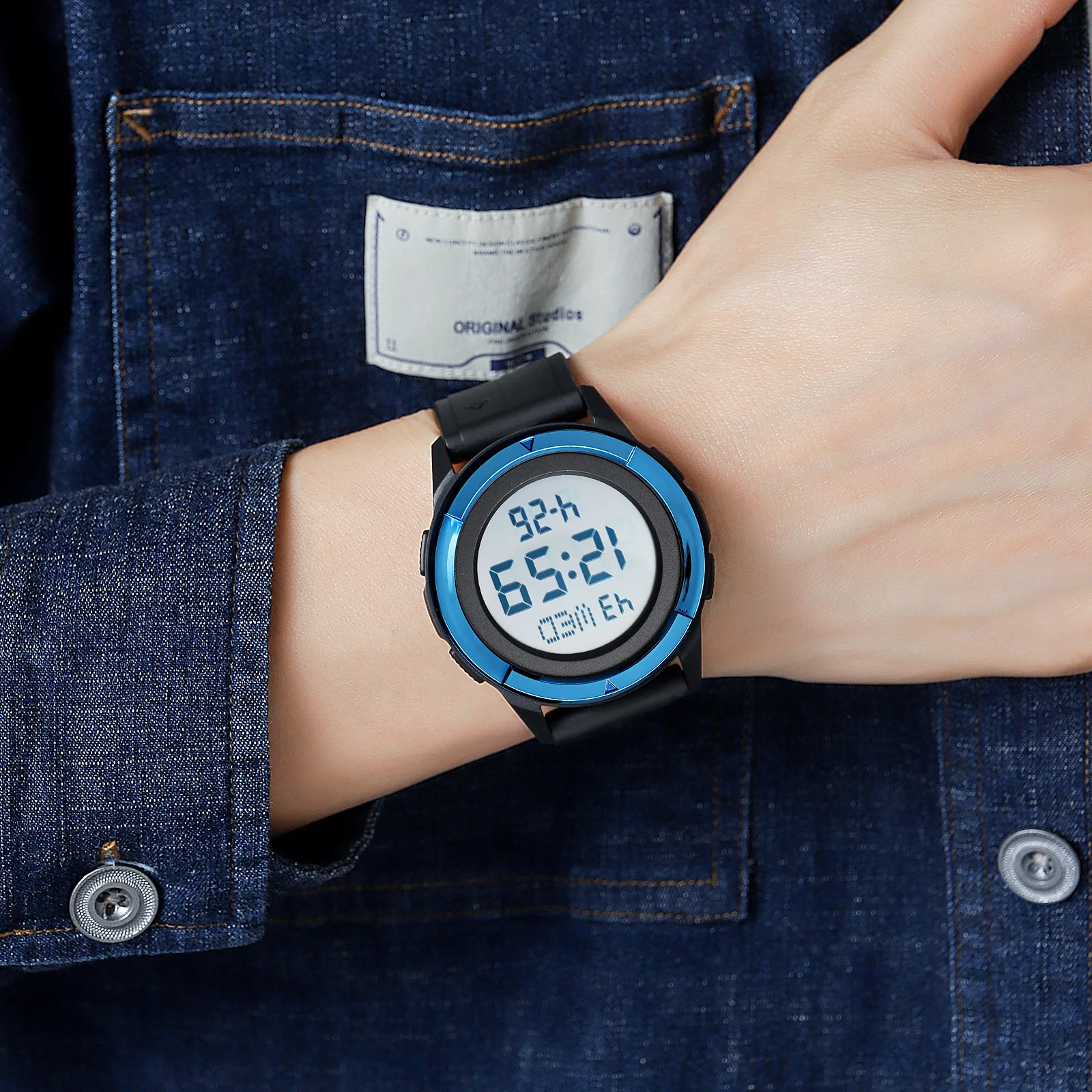 SKMEI 2047 Mens Electronic Sports Watches Casual Chrono Countdown Digital Waterproof Men Wristwatch Digital Clock montre homme 4
