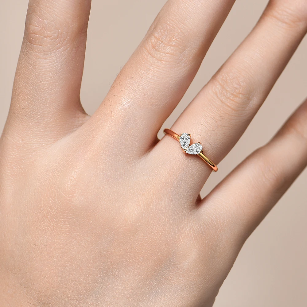 ATTAGEMS Luxury Pear Cut 0.7CT Moissanite Rings for Wowen D VVS1 Solid 10K 14K 18K Yellow Gold Engagement Wedding Romantic Gift