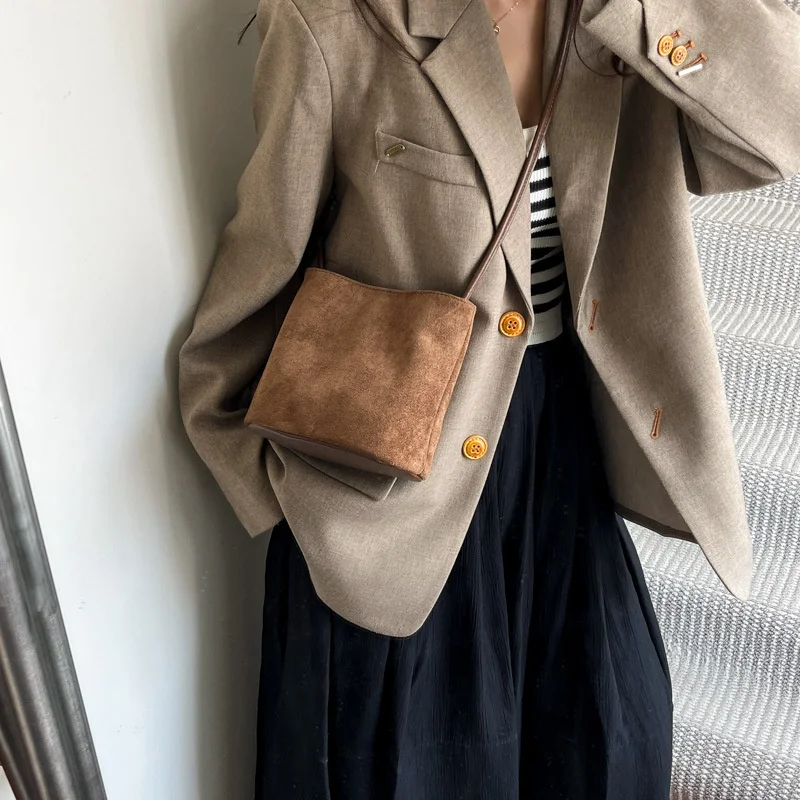 Design PU Suede Leopard Shoulder Bags for Women Winter Bucket Crossbody Bag Females ​Luxury Handbags and Purses