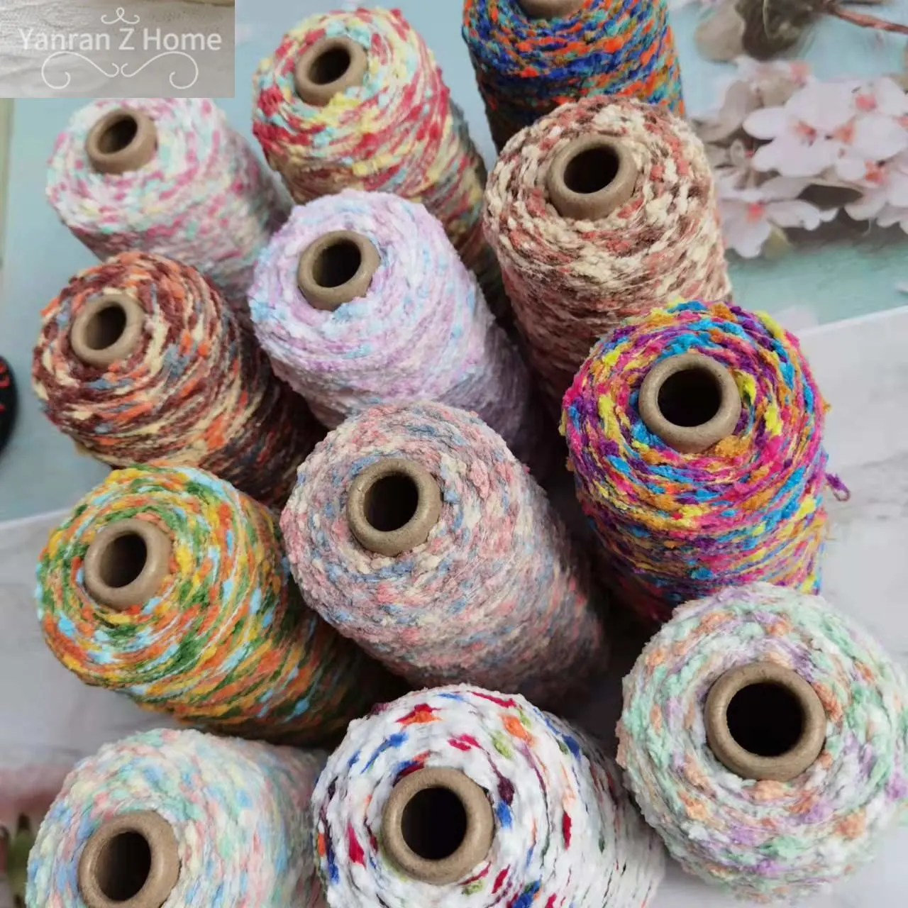 Doudou Line Wiring Colored Polyester Acrylic Blends Feather Fancy Yarn 250G Hand Knitting Garment Fashion Knitting Crochet Yarn