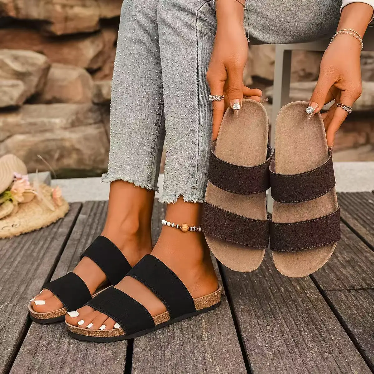 Classic Cork Footbed Clogs Slippers Women 2025 Summer Retro Pu Leather Outdoor Slippers Woman Plus Size 43 Non Slip Flat Sandals