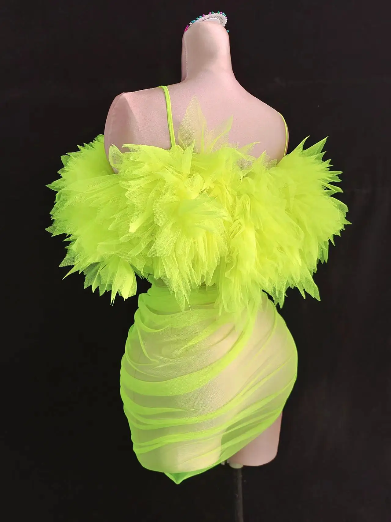 green emerald velvet dress Cut-Out Off-Shoulder Crop Top in Lime Green - XXL main image 0
