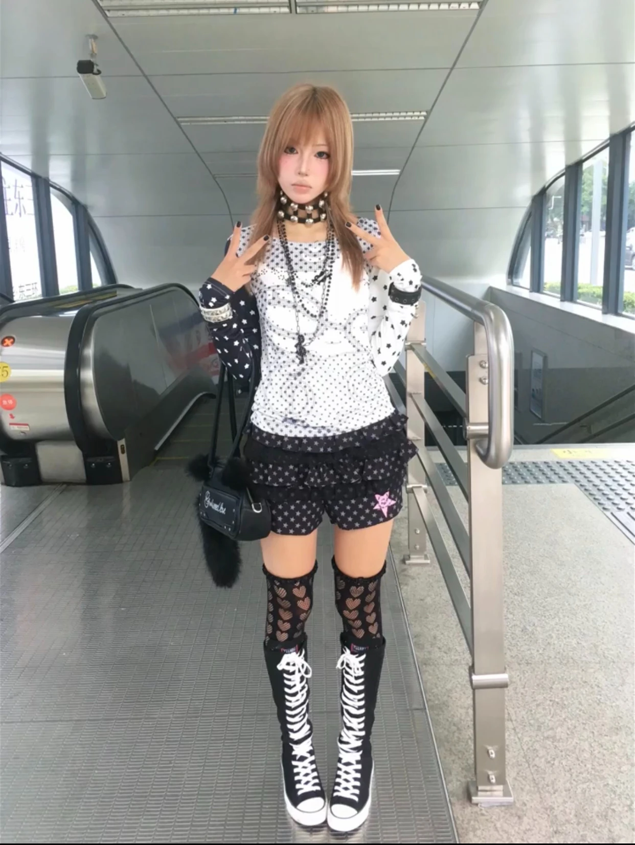 Karrram Japanisches Y2k Anime-Print T-Shirt im 2000er-Stil, Polka-Dot-Shirt, Vintage Harajuku Langarm-Patchwork-Oberteil, Amerikanischer Retro-Look – Detail 8