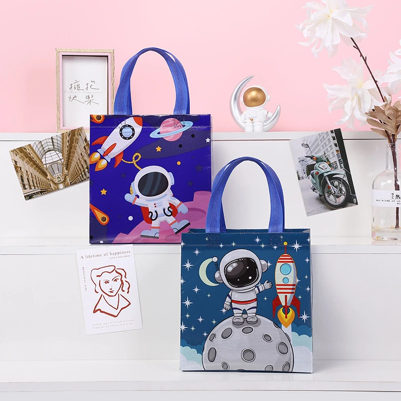 StoBag Non Woven Bag Astronaut Gift Tote Bag Spaceman Series Cartoon Wrapping Clothes Book For Children's Day Kids Party Suppily
