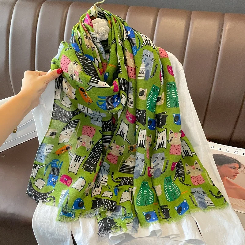 

Шарф с бахромой и принтом кошки, 6 цветов