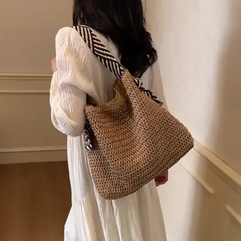 حقيبة يد كبيرة من القش المنسوج من Boho Chic للنساء حقيبة كتف للركاب، مثالية لنزهات الربيع، حقيبة حمل على الشاطئ،