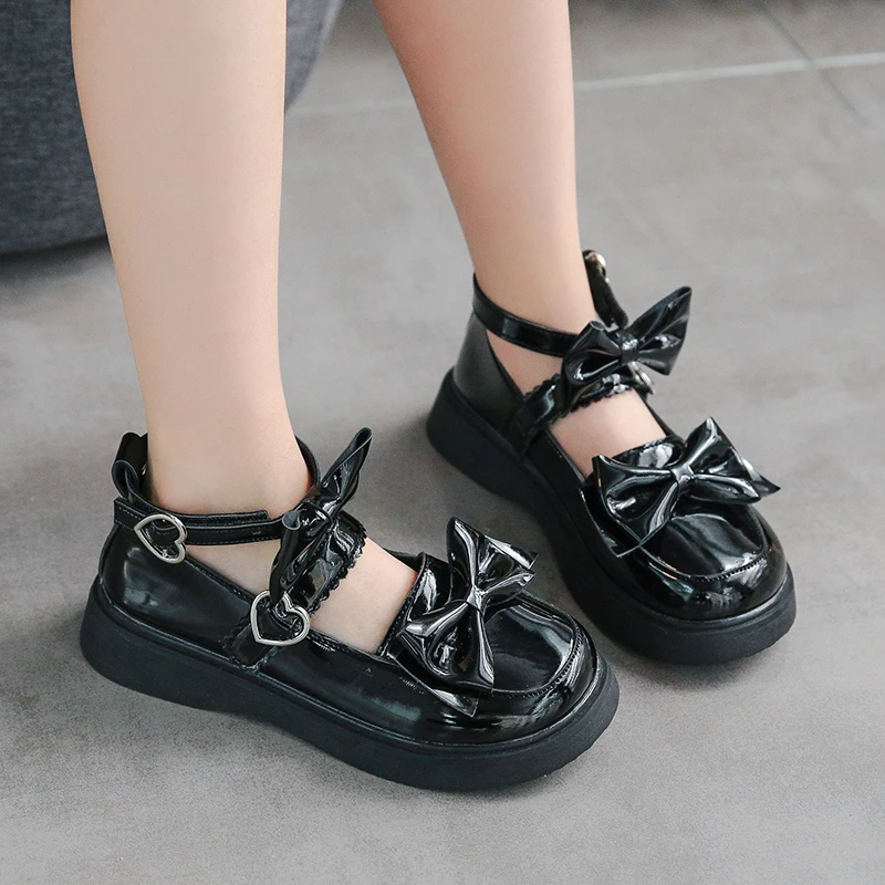 

Children Black Lolita Girls Leather Shoes for School 2023 Love Glossy Flat Kids Loafers for Party Wedding Casual Korean Style