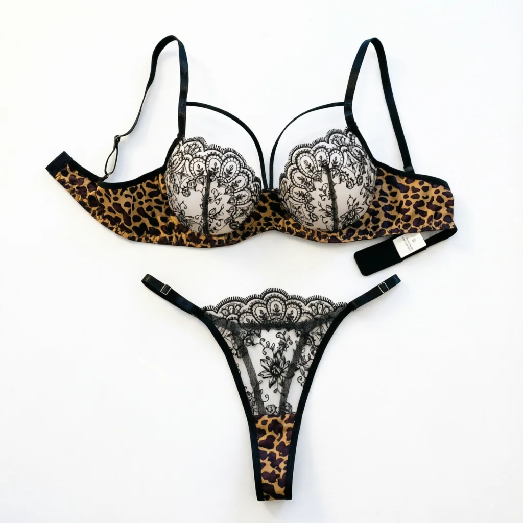A Black Sexy Lingerie Set, Combining Leopard Print And Floral Patterns, Combining Allure And Sensuality ZA825120_voghion.com
