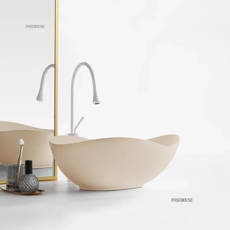 Fashion Creative Countertop Basin for Toilet Special-shaped Deepened Single-hole Bathroom Sinks Italian Ceramic Sink for Hotel 3