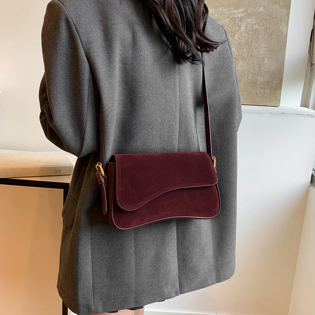 Women PU Shoulder Bag Hasp Closure Adjustable Strap Small Tote Bag Elegant Shoulder Purse Chic Hobo