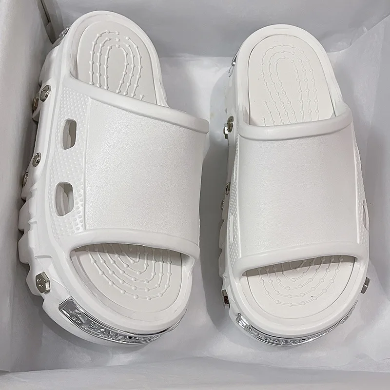 Women's Sandals Fashion Platform Slippers Punk Style Rivet Women's Shoes Increase Height Thick Soled EVA Anti-slip Slipper Paris 2