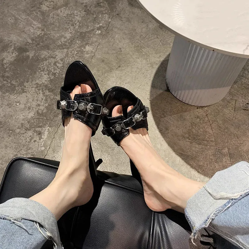 

French Style Rivet Stiletto High Heel Slippers Statement Metal Buckle Open Toe Sandals Sandalias Mujer Verano Chaussure Femme