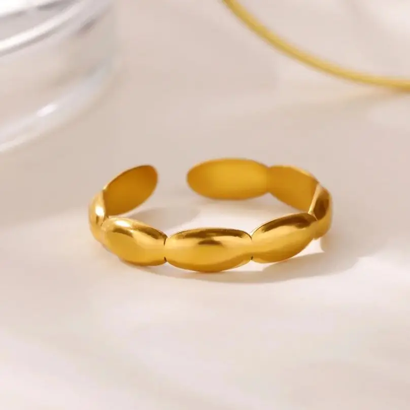 Fashion Mobius Rings Women Geometric Adjustable Wedding Valentine Gift