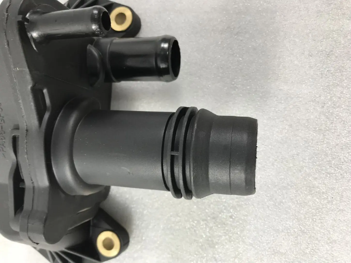 Thermostat Housing Kit for Land Range Rover Sport Discovery LR3 4 2.7 3.0 Diesel Jaguar XF Water Outlet Pipe LR073372