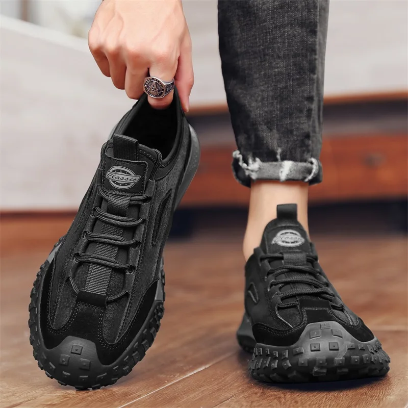 Рисунок 6 - Мужские кроссовки