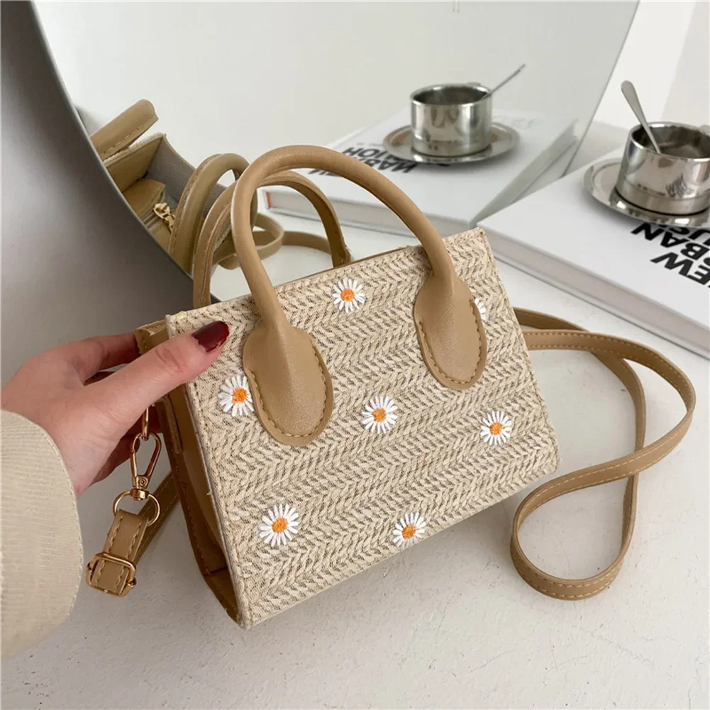 

JBTP Vintage Women Straw Woven Messenger Bags Daisy Embroidery Top-handle Shoulder All-match Fashion High Street Shopping Bag
