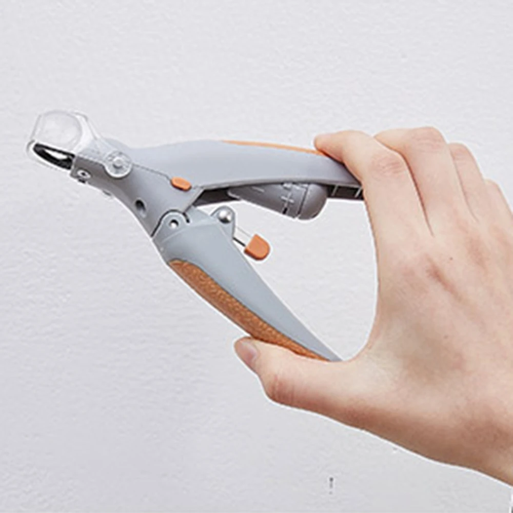 Professional Pet Nail Clipper Scissors With LED Light Cat Dog Nail Clippers Tool Scissors Toeclaw Cutter Pet Suppl