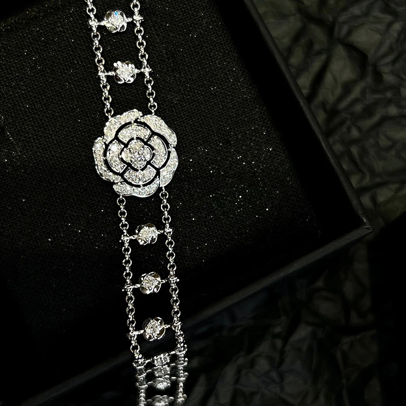 Sb7e64521cbcc4c64b05560039bfced2eW Aazuo Fine Jewelry Real 18K Pure White Gold Real Diamond H SI Luxuly Rose Flower Bracelet Gifted For Women Birthday Party Au750