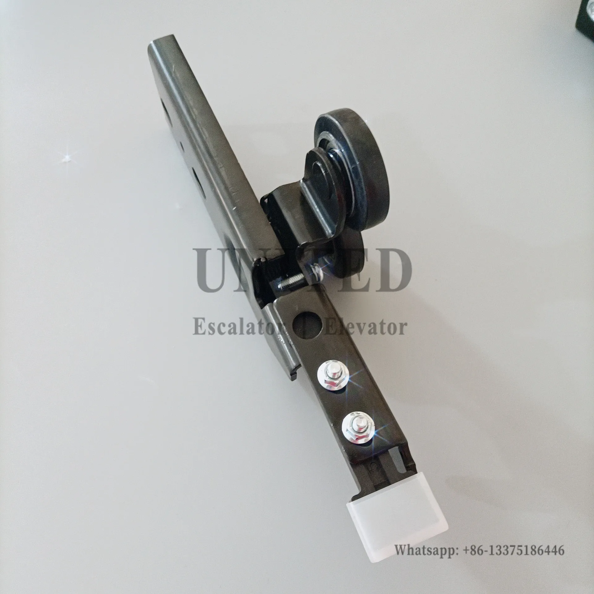 1 Set IL-32161-1 Elevator Landing Door Lock Complete Set Replace KS-3 Elevator Spare Parts