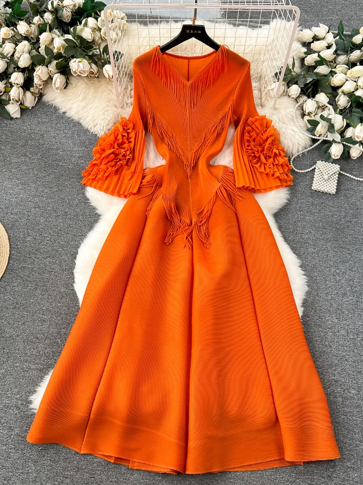 

Women Elegant Oversized Party Dress Summer Tassels Sexy V-neck Slim Long Pleated Dresses Ladies Flared Sleeves Vintage Long Robe