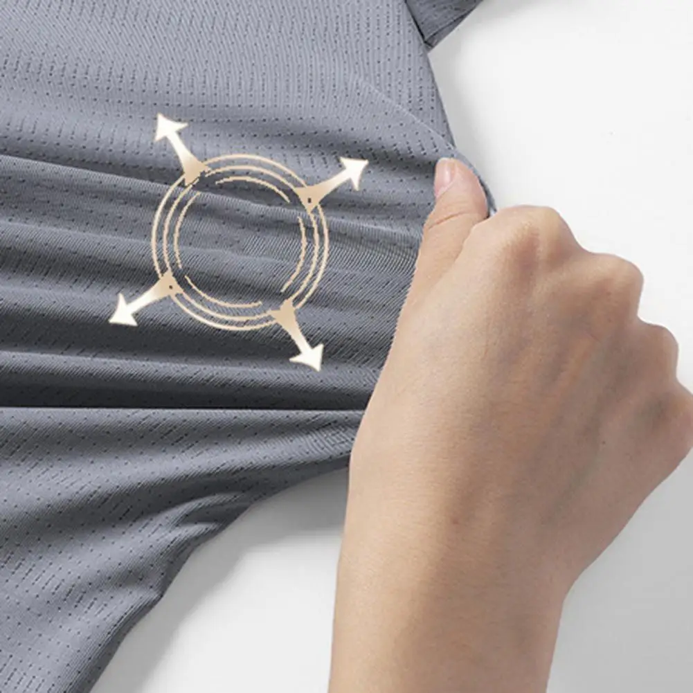 Quick Drying Ice Silk Short Sleeved Sport T Shirt Sweat Wicking and Breathable Running Basketball Fitness Clothes