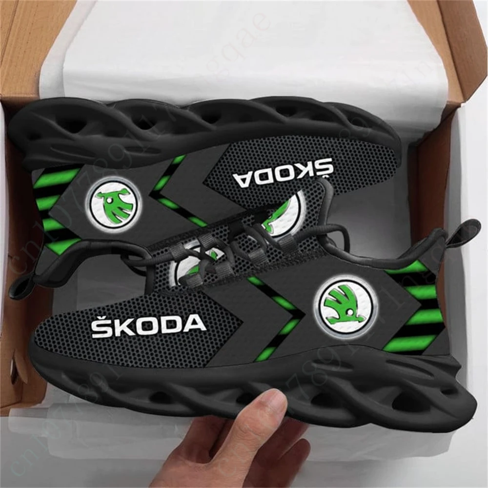 Skoda Casual Running Shoes Lightweight Comfortable Men's Sneakers Big Size Male Sneakers Unisex Tennis Sports Shoes For Men size 21 30 baby boy shoes with light soles lightweight casual shoes animals children s led sneakers glowing shoes for kid tennis