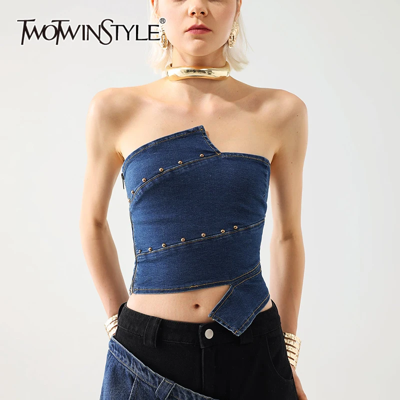 

TWOTWINSTYLE Solid Spliced Rivet Slimming Sexy Vests For Women Strapless Sleeveless Designer Chic Tank Tops Female Fashion New
