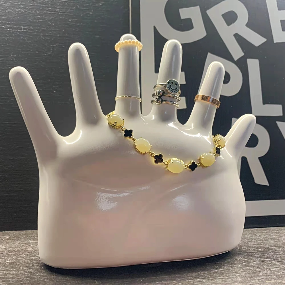 

Creative Palm Six-finger Ring Necklace Jewelry Storage Rack Resin Ornaments Home Dresser Accessories Crafts Cabinet Decoration