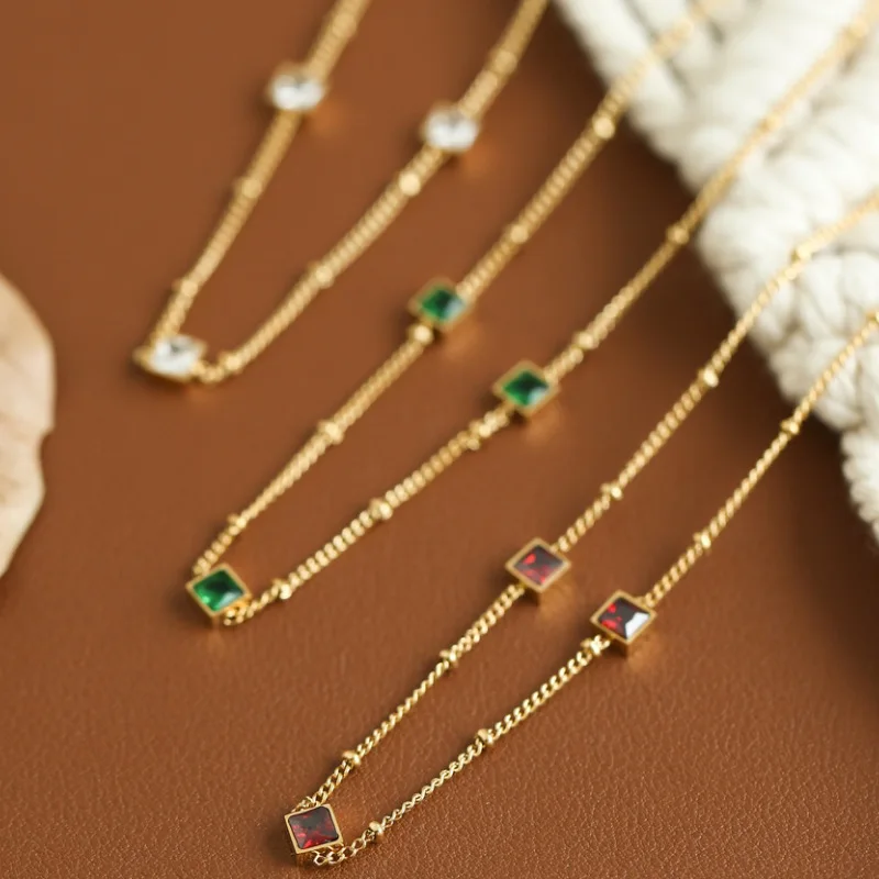 

French Fashion Elegant Exquisite Luxury High Quality Zircon Small Square Necklace Gift Party Collection Women Jewelry Necklace