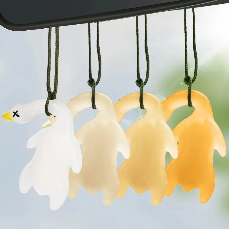 Color Change Duck Keychain Fashion Funny Goose Pendants for Bag Car Keyrings Cute Cartoon UV Photochromic Key Chains