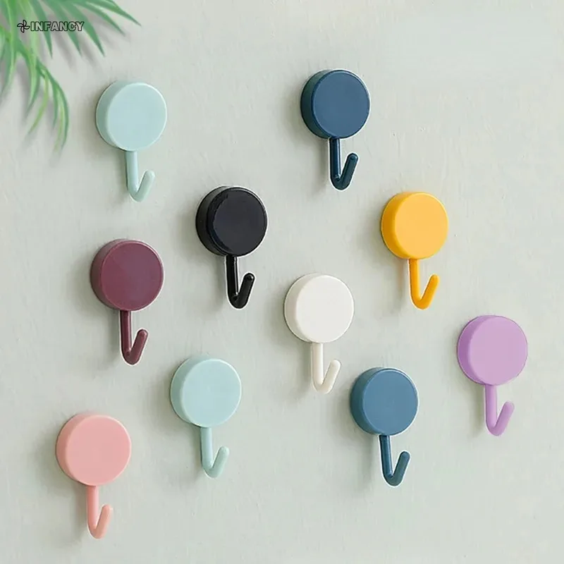 1PC Cute and Creative Strong Self-adhesive Hooks Without Punching Clothes, Hats, Bathroom Doors, Towel Storage Accessories