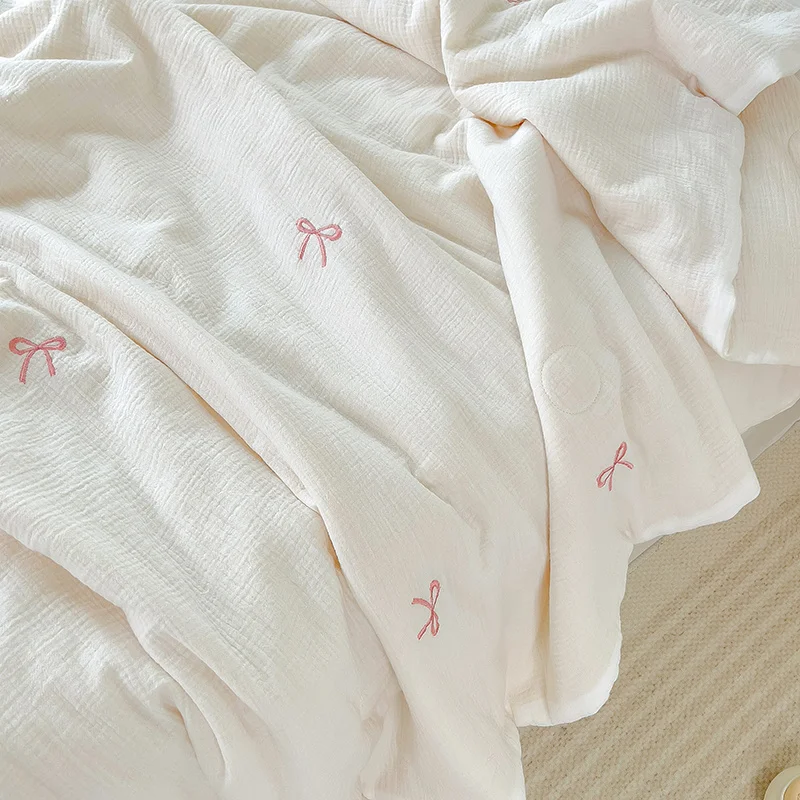 Skin-friendly and Comfortable Cotton and Linen Embroidered Soybean Summer Quilt summer quilt summer quilt set