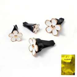 Little Daisy Cute Car Aroma Diffuser Clip - Creative Girly Auto Interior Decoration (1 set)