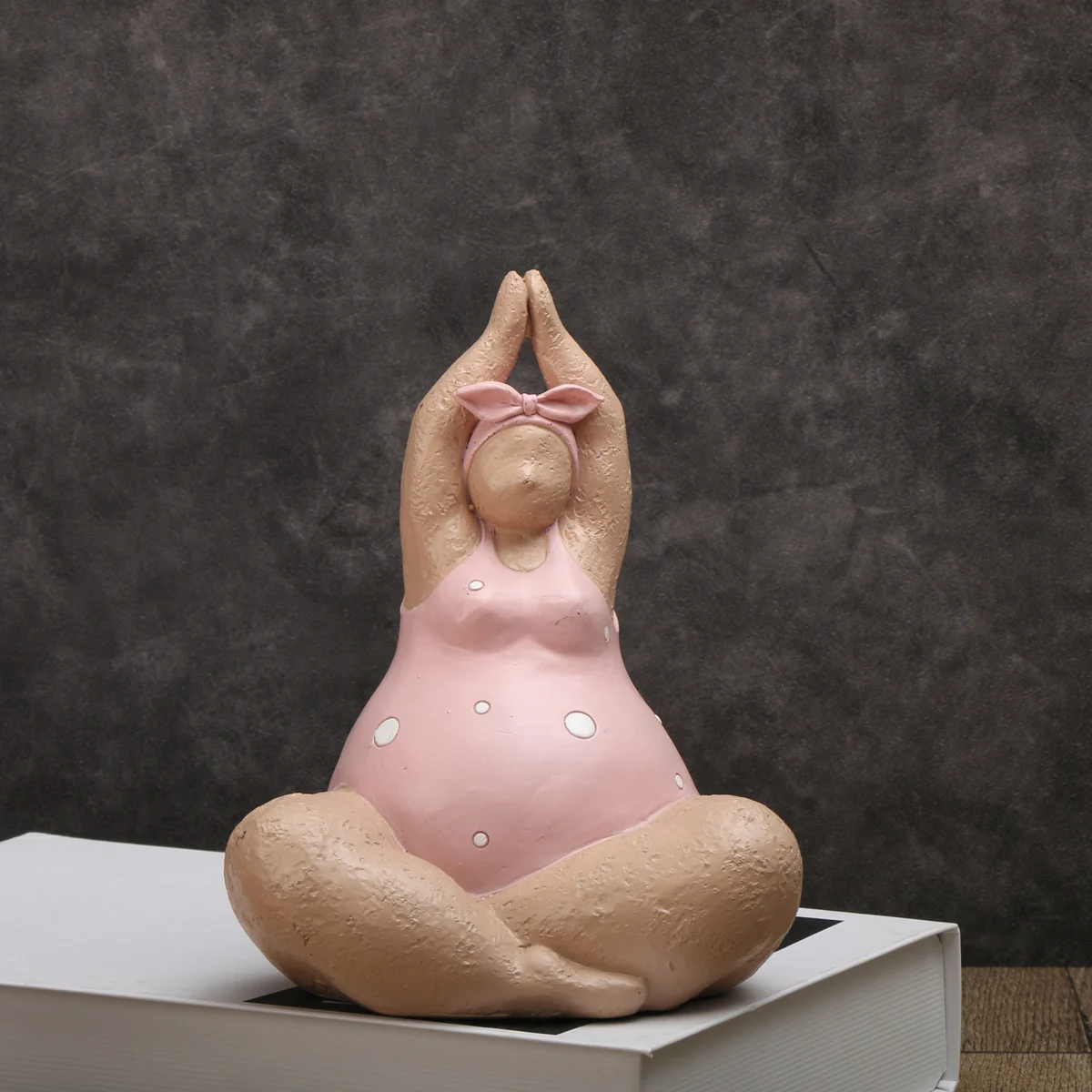 1pc Charming Fat Lady Yoga Sculpture - Modern Luxury Nordic Decor - Empowering Art Statue for Bookshelf, Wine Cabinet, & Entranc