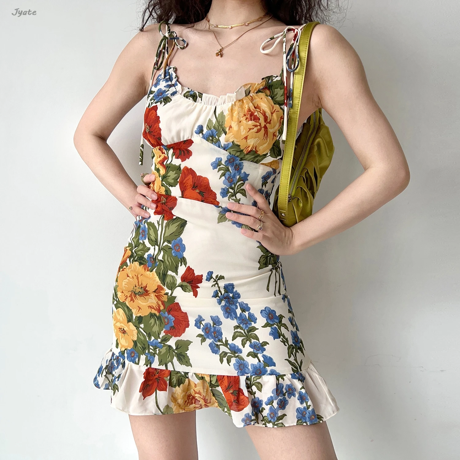 

2024 New Oil Painting Floral Print Chic Women Dress V Neck Ruffle Sweet Short Dresses French Fashion Slim Summer Slip Dress