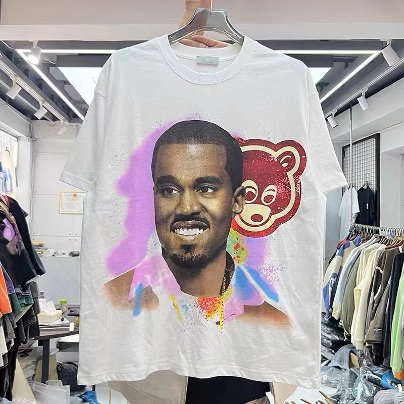 

Rapper bear print shirt